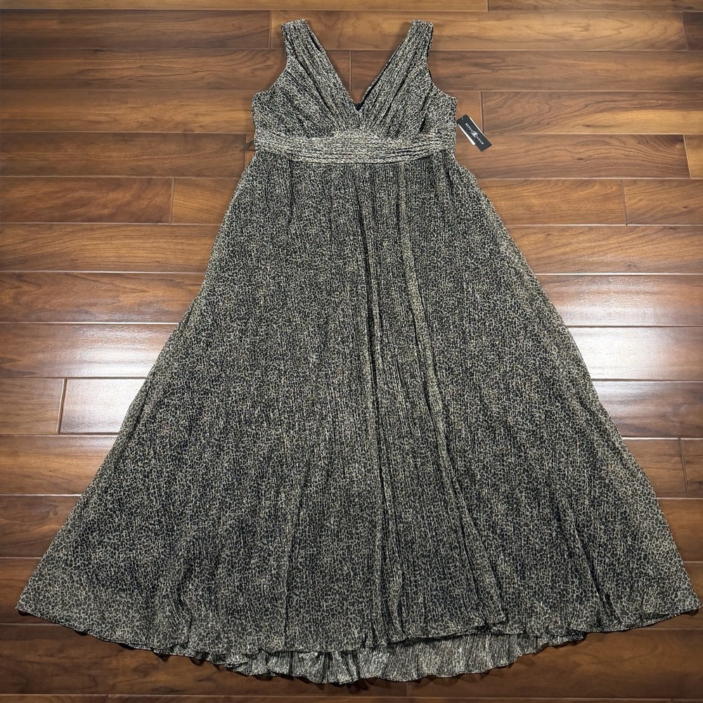 Betsy & Adam Size 18 W Metallic Leopard Print Sleeveless Evening Gown Maxi Dress